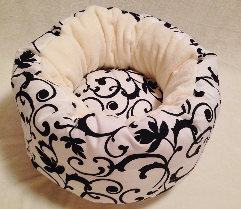 Лежанки для кошек и собак. Супер мягкие и уютные. 1600р.