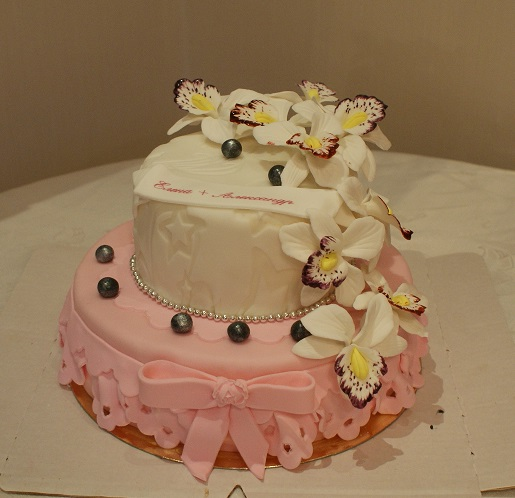 Свадебные торты и пирожные.