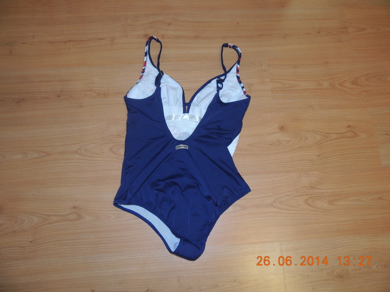 fe3642acccc7ab7bafc8df7eba2f7bb7.jpg