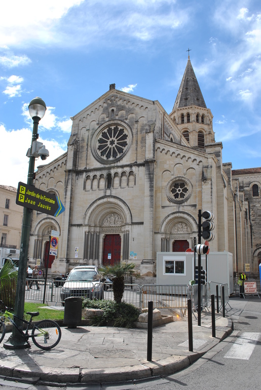 Франция : Ним