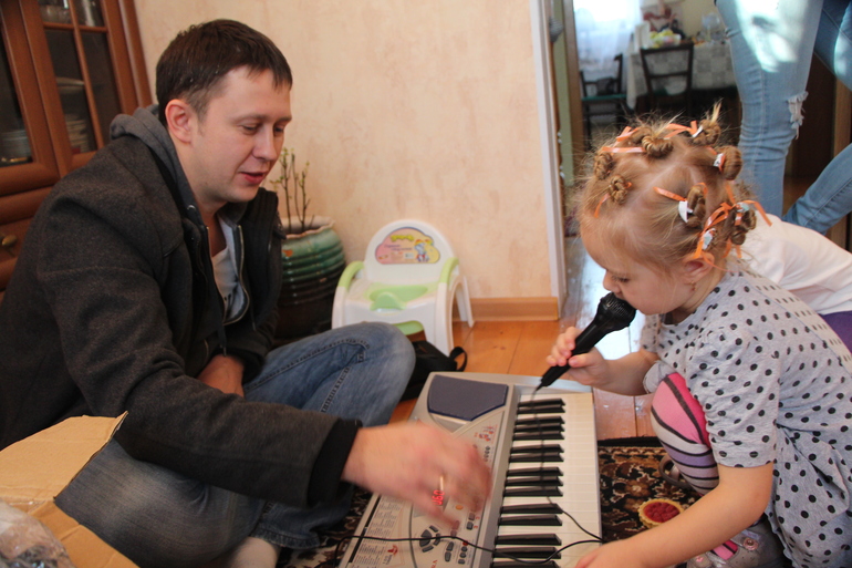 Наши 3 годика на даче!