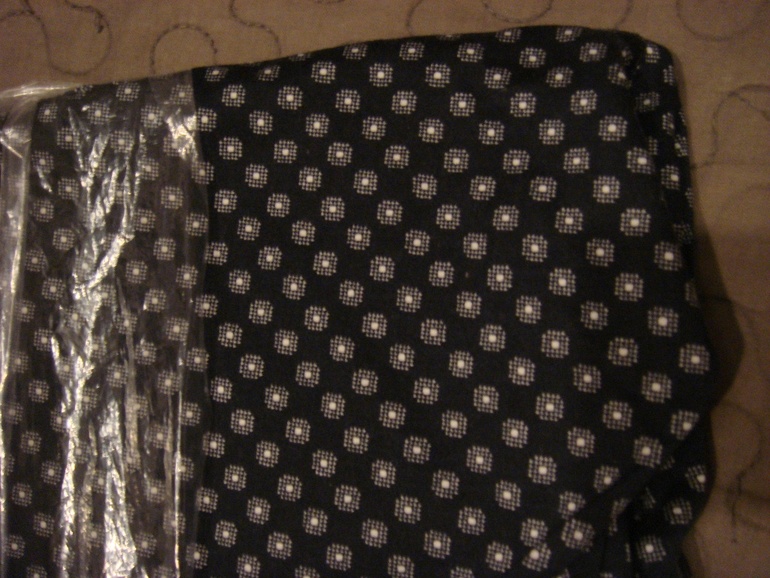 Брюки вельветовые, футболка черн., джинсовка GAP и др.