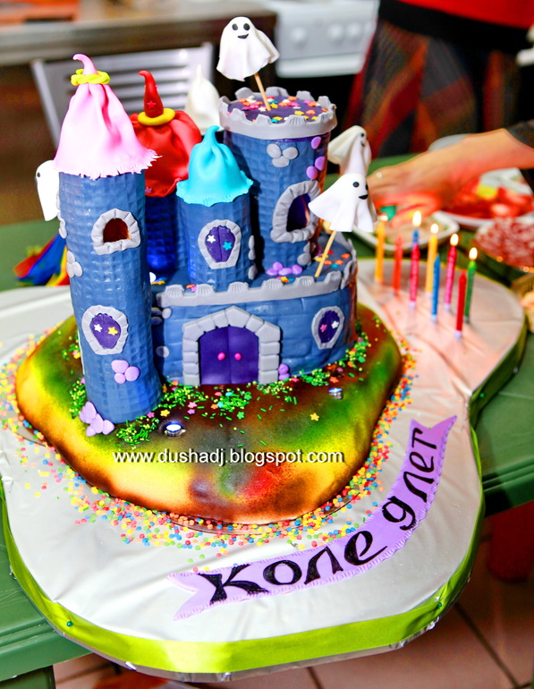 Дом с привидениями...