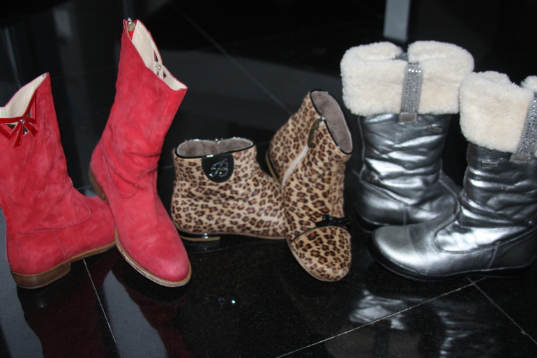 Сапожки***DIOR***BLUMARINE***NATURINO***29-32 размер