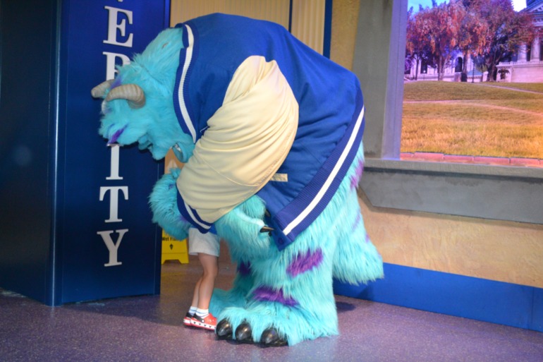 футболки-сувениры