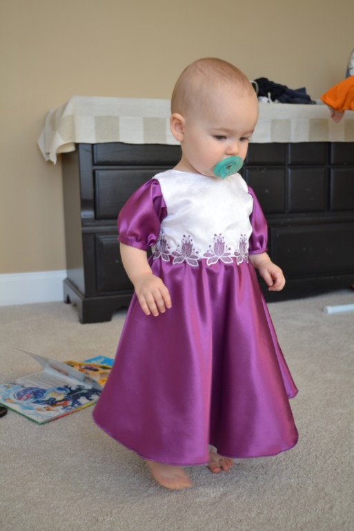 платье на годик.