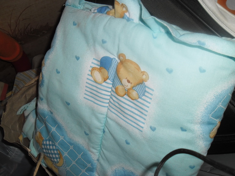 Отдам детское.