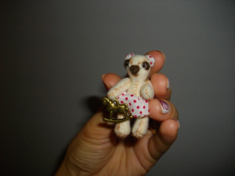 А покажу-ка я вам, девочки...