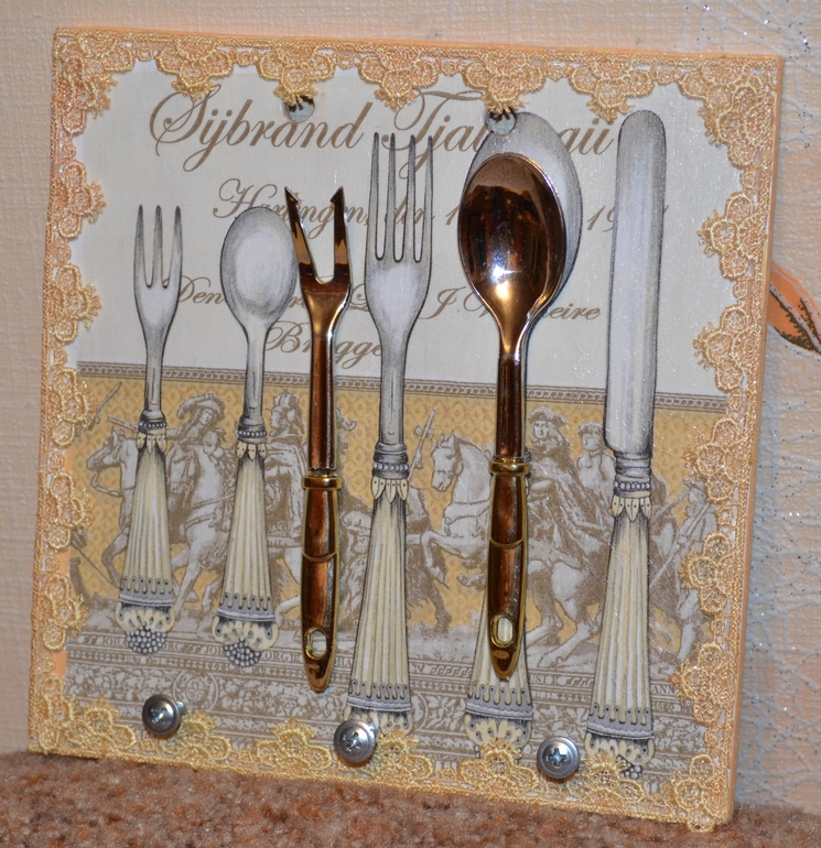 Ключницы... Вешалки...