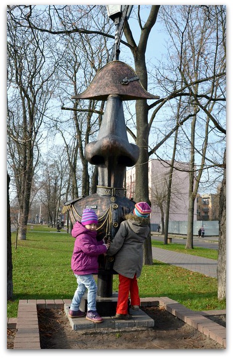 Мартышки и нога мамонта.