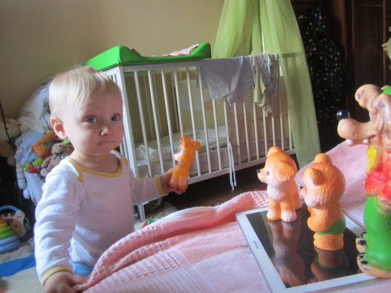 Бусеночку 10 месяцев))