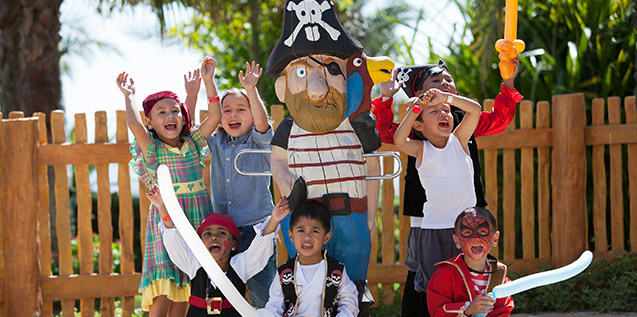 Где отдохнуть с  детьми на школьных каникулах?