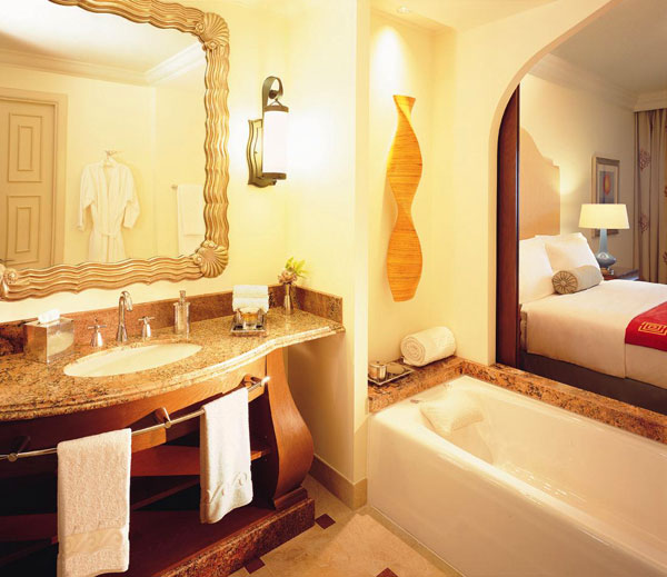 Где отдохнуть с  детьми на школьных каникулах?