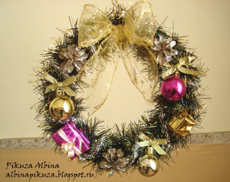 Рождественские веночки.