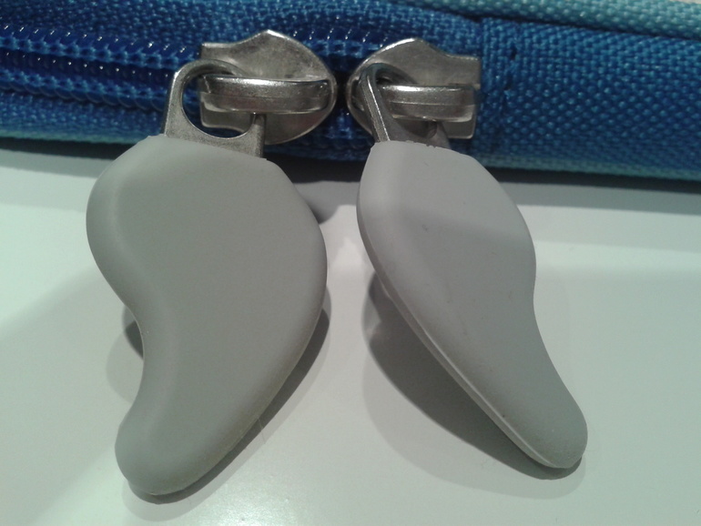 Хвастики:рюкзаков, ланч-боксов. чехлов для планшета.