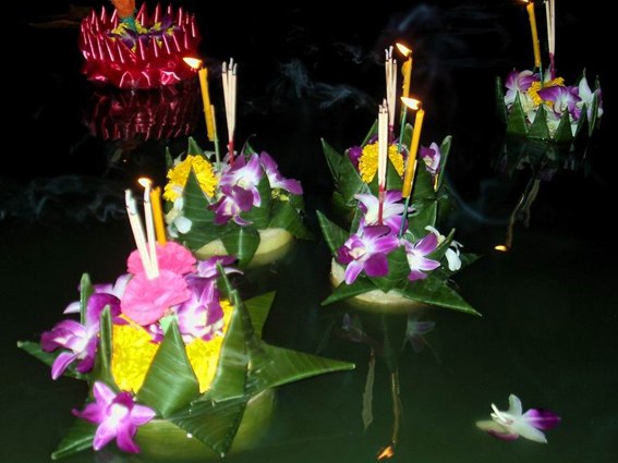 Лой Кратонг