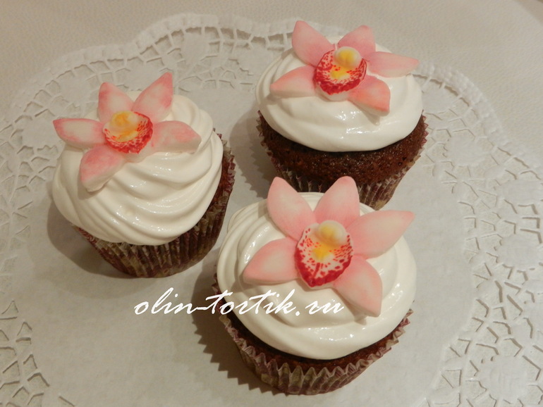 С орхидейками