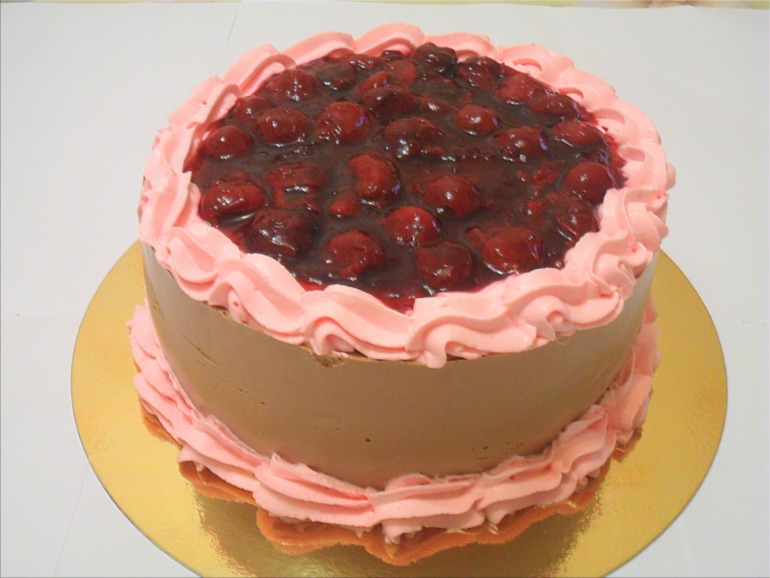 Торт "Шоколад и вишня"
