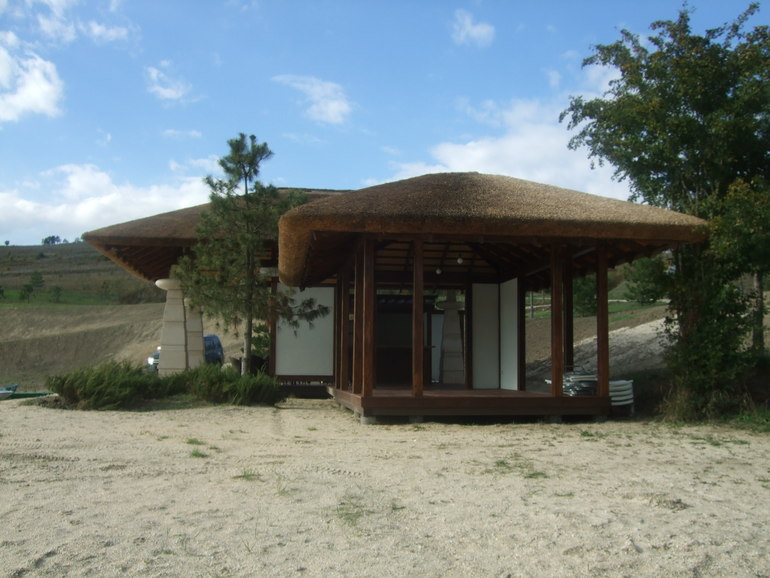 Ландшафтная беседка (бунгало)