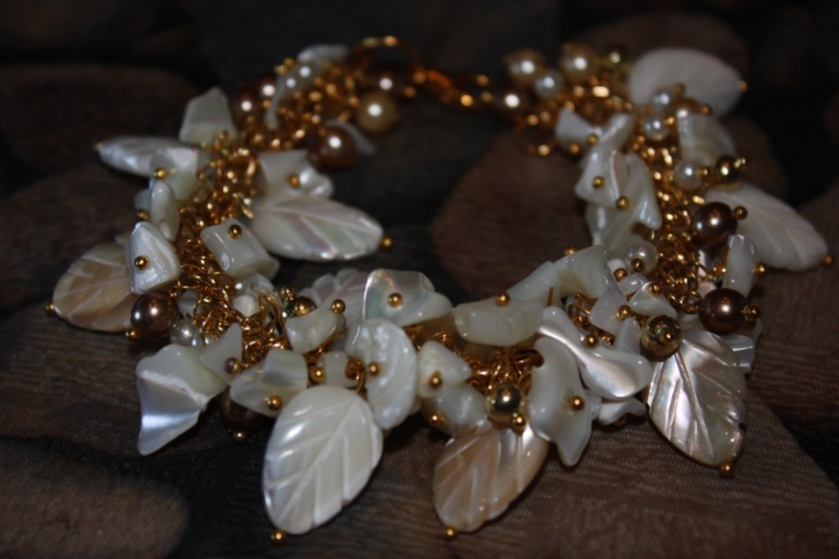 Браслеты из кожи с натуральными камнями. Новая коллекция!!! СКИДКИ!!!!!!