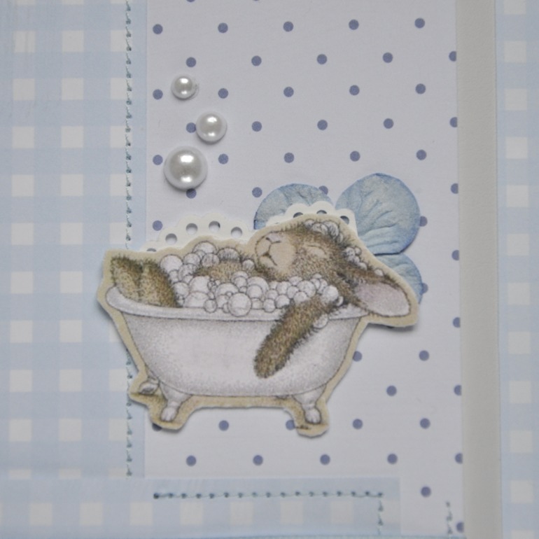 Альбом для малыша с кроликами))