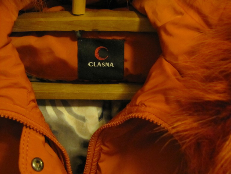 Продам пуховик Clasna р-р 48