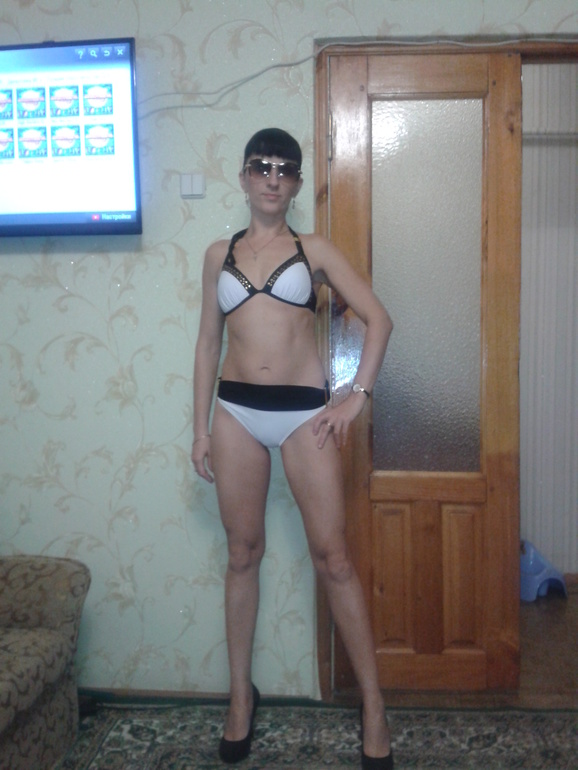 В каком лучше купальнике?