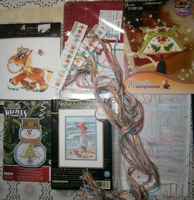 Хомяк с тоской расстается с непосильно нажитым имуществом))) От хомяччка хомячку