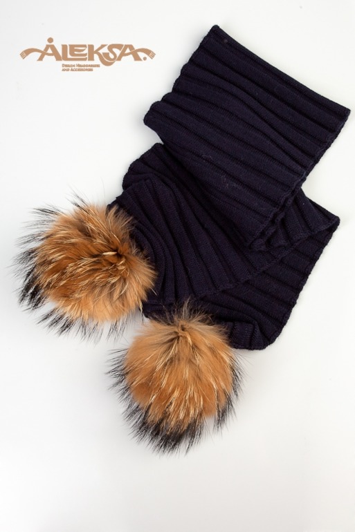 ШАПОЧКИ с натуральными меховыми помпонами женские и детские! ПРЯЖА ИТАЛИЯ!