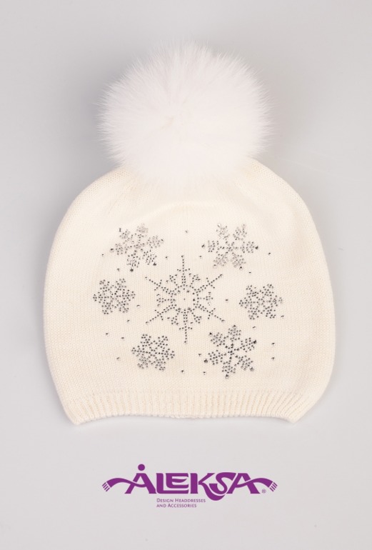 ШАПОЧКИ с натуральными меховыми помпонами женские и детские! ПРЯЖА ИТАЛИЯ!