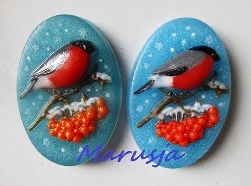 Снегири...и сестричка-синичка.