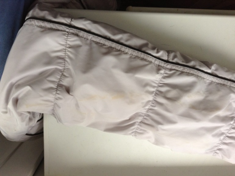 SOS!!! Пятна на зимнем пальто!!!