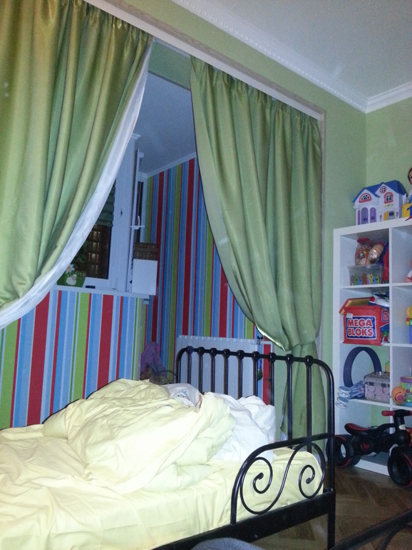 Ну вот и шторы.....