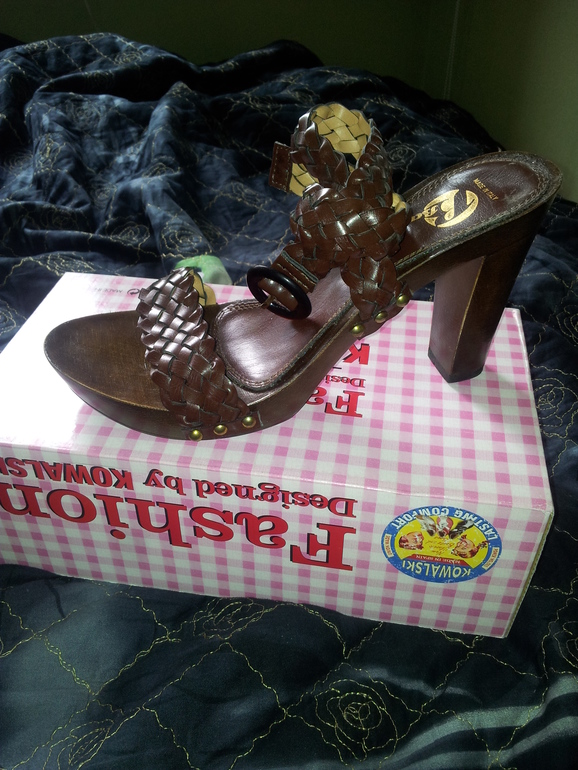 Туфли DUMOND и BATA. НОВЫЕ. 40 р-р.