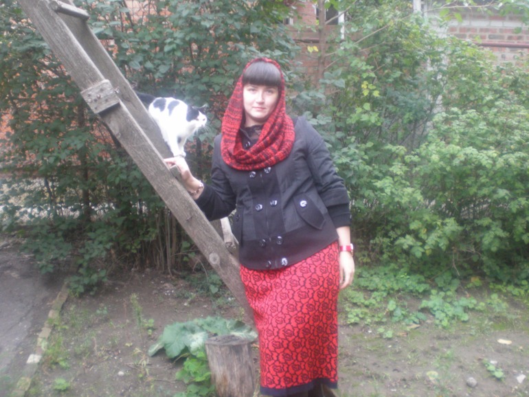 Комплект "Розы" .Юбка и два снуда.