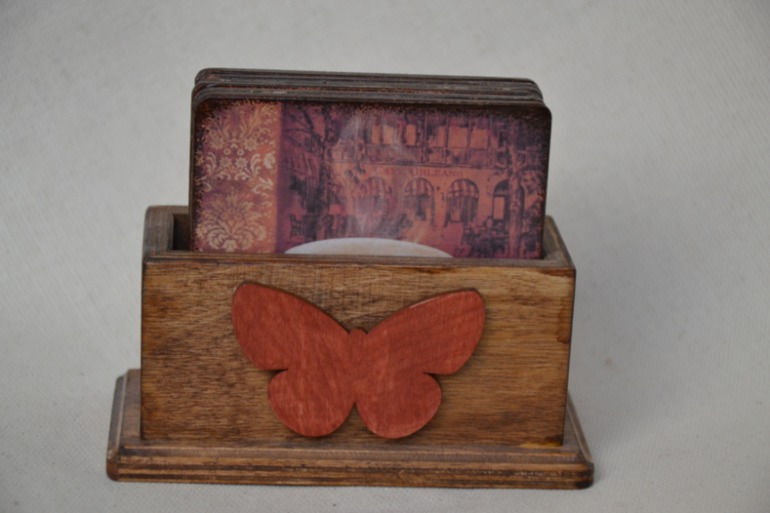 Подставки под чашки