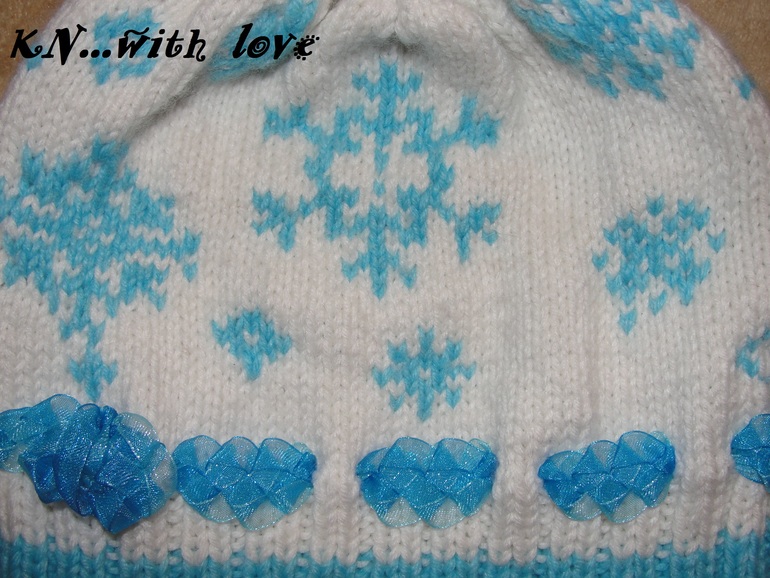 Снежинки. Шапуля для дочи)