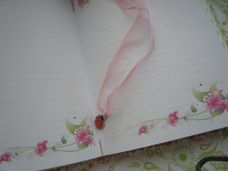 Блокнотики для маленьких девочек.