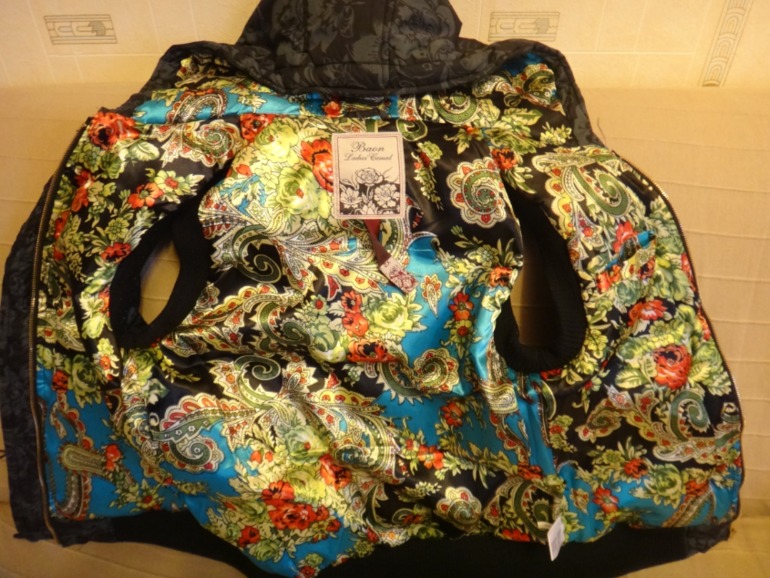 Верхняя одежда для стройной мамочки или девочки 164 раз. СКИДКИ К НГ!!!