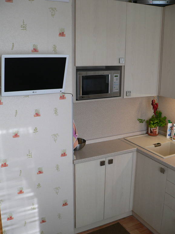 Стол на кухню