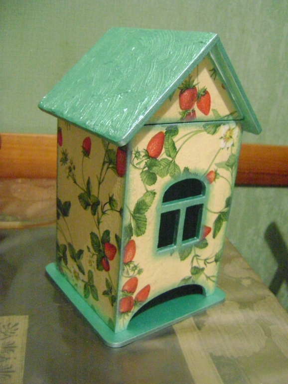 Первая моя работа в декупаже...