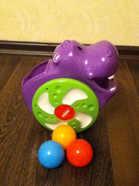 Фирменные игрушки б/у (Gulliver, Playskool, Fisher-Price,Quaps, CHICCO...) отличное состояние.Торг уместный