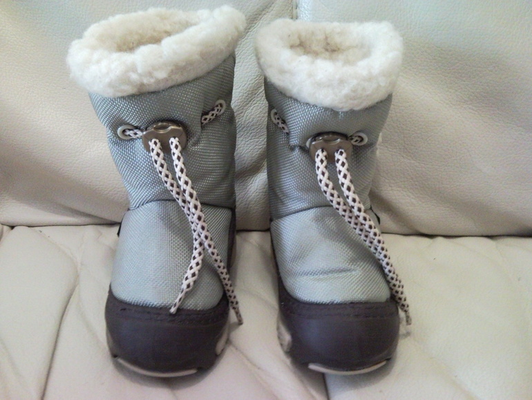 Продам DEMAR зима. Размер 21, 400 рублей.