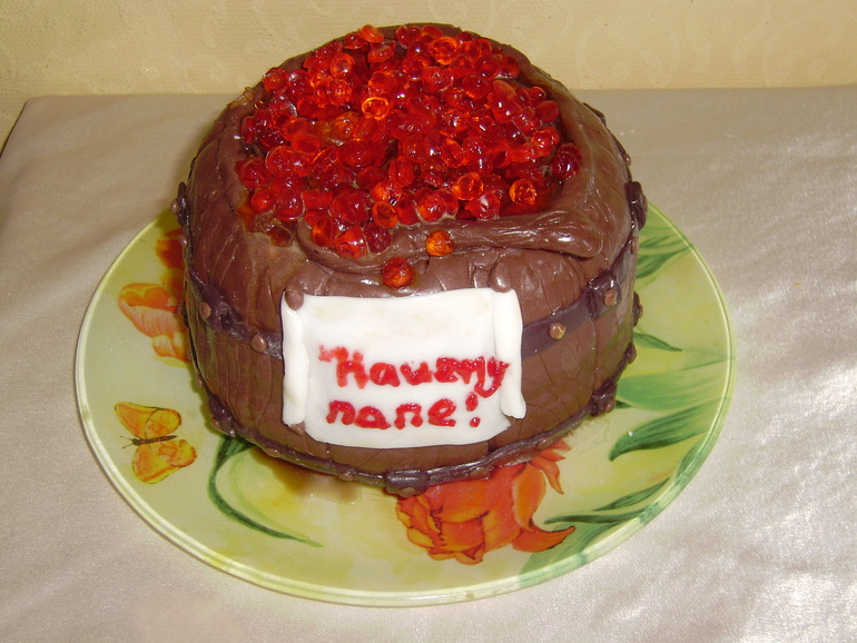 Первые тортики из мастики