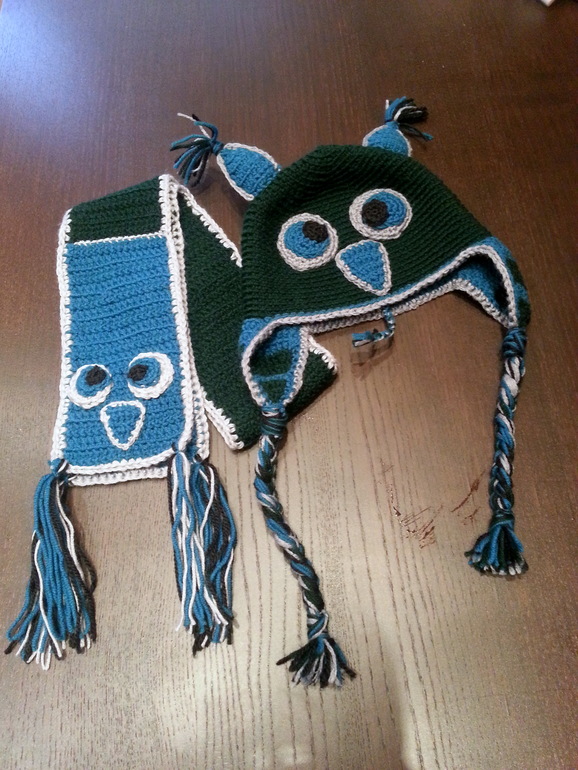 Шапочки с ушками и не только)