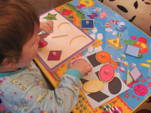 Наша первая ТН. Геометрические фигуры.