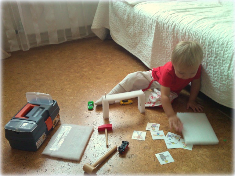 Гараж для машин.