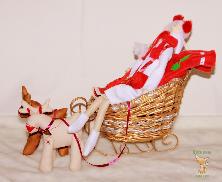 Снегурочки-подружки