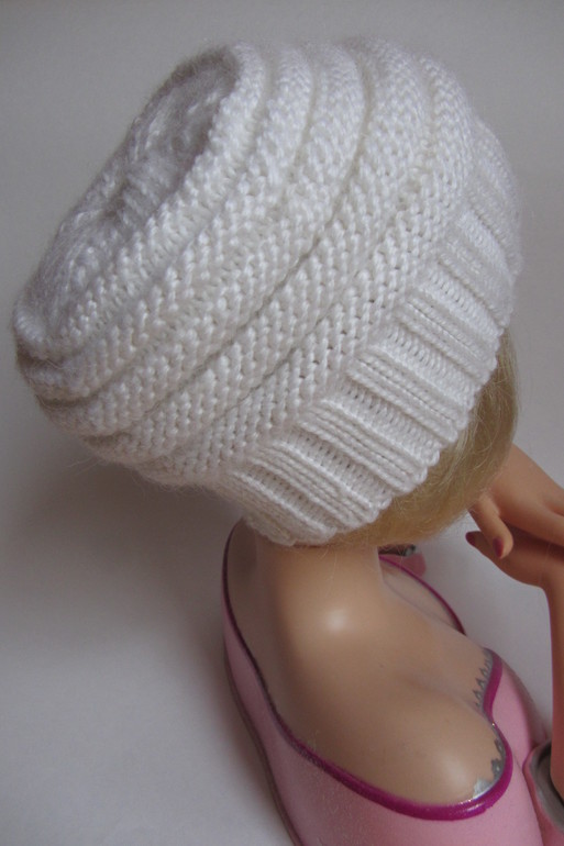 Знаменитая шапочка теперь и у нас....