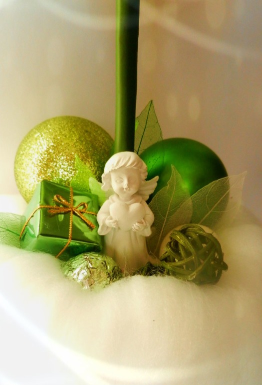 Елочка ,елка, лесной аромат, каждой иголочкой радовает нас)))